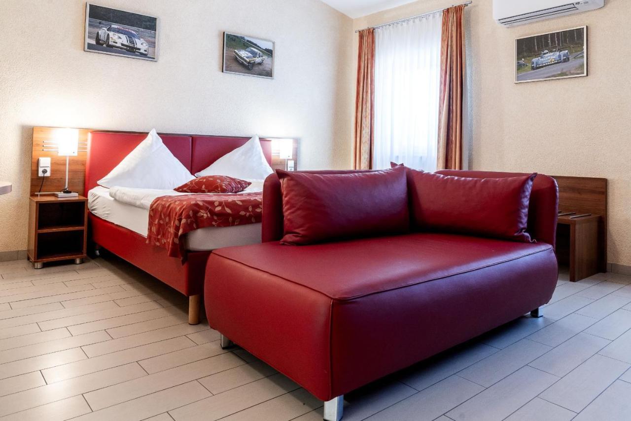 Land-gut-hotel Am Ring Hotel Meuspath
